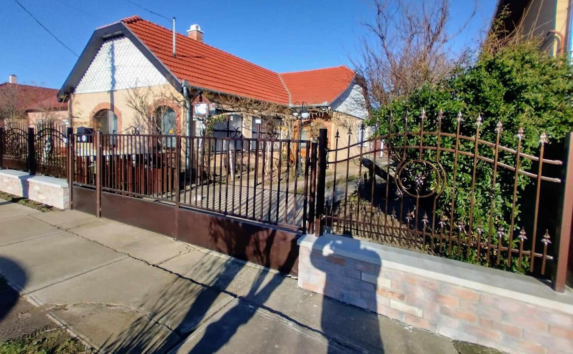 Apartament Bundik Vendeghaz Berettyóújfalu Zewnętrze zdjęcie