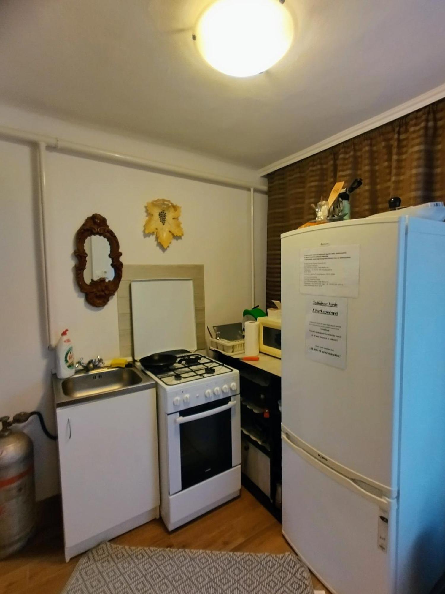 Apartament Bundik Vendeghaz Berettyóújfalu Pokój zdjęcie